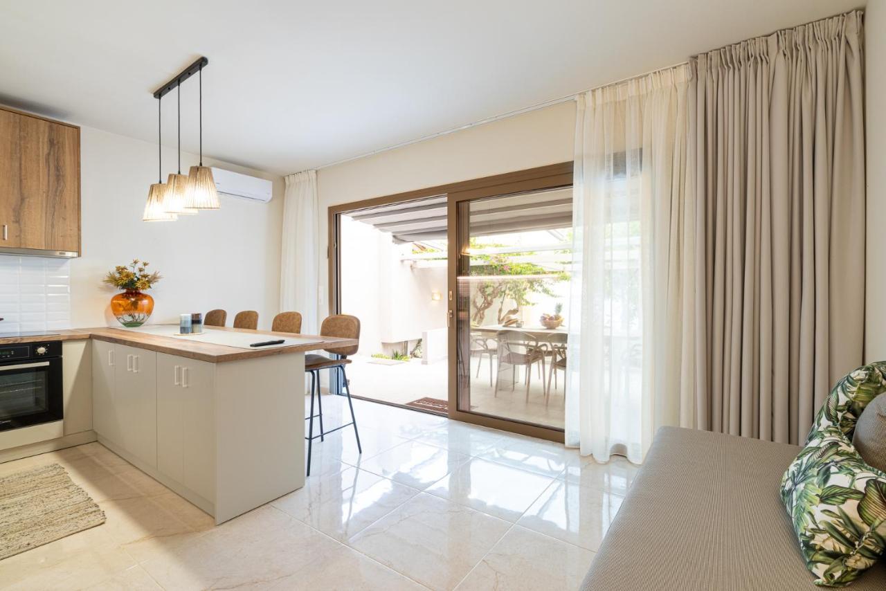 Buganvilla-Sea Front Villas Agia Pelagia  Exterior foto